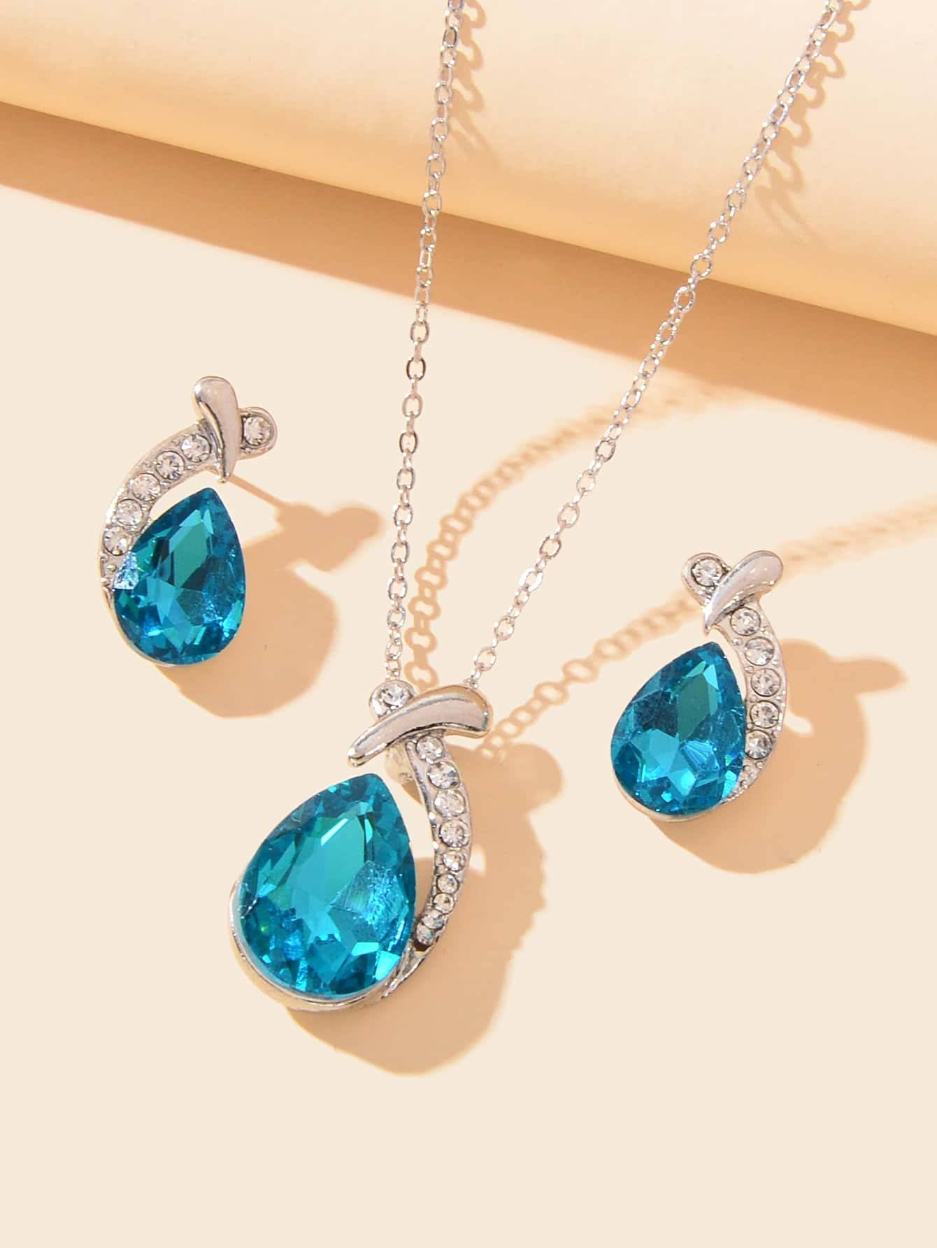 Australian Crystal Blue Pendant Necklace with Earrings - AJ138